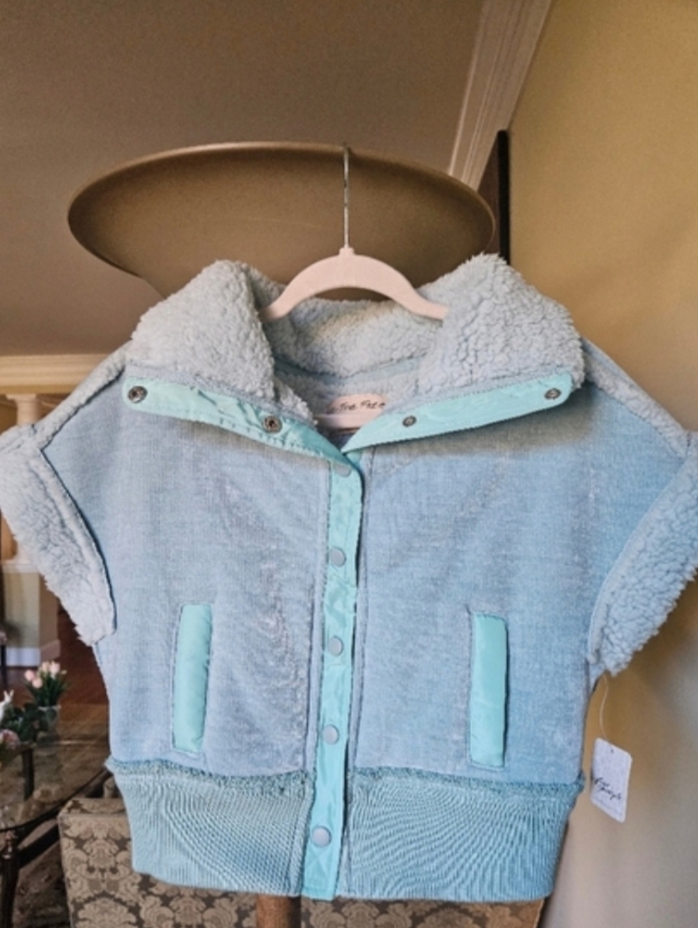 NWT Free People Light Blue Sherpa-Lined Short Sleeve Blue haze fur vest